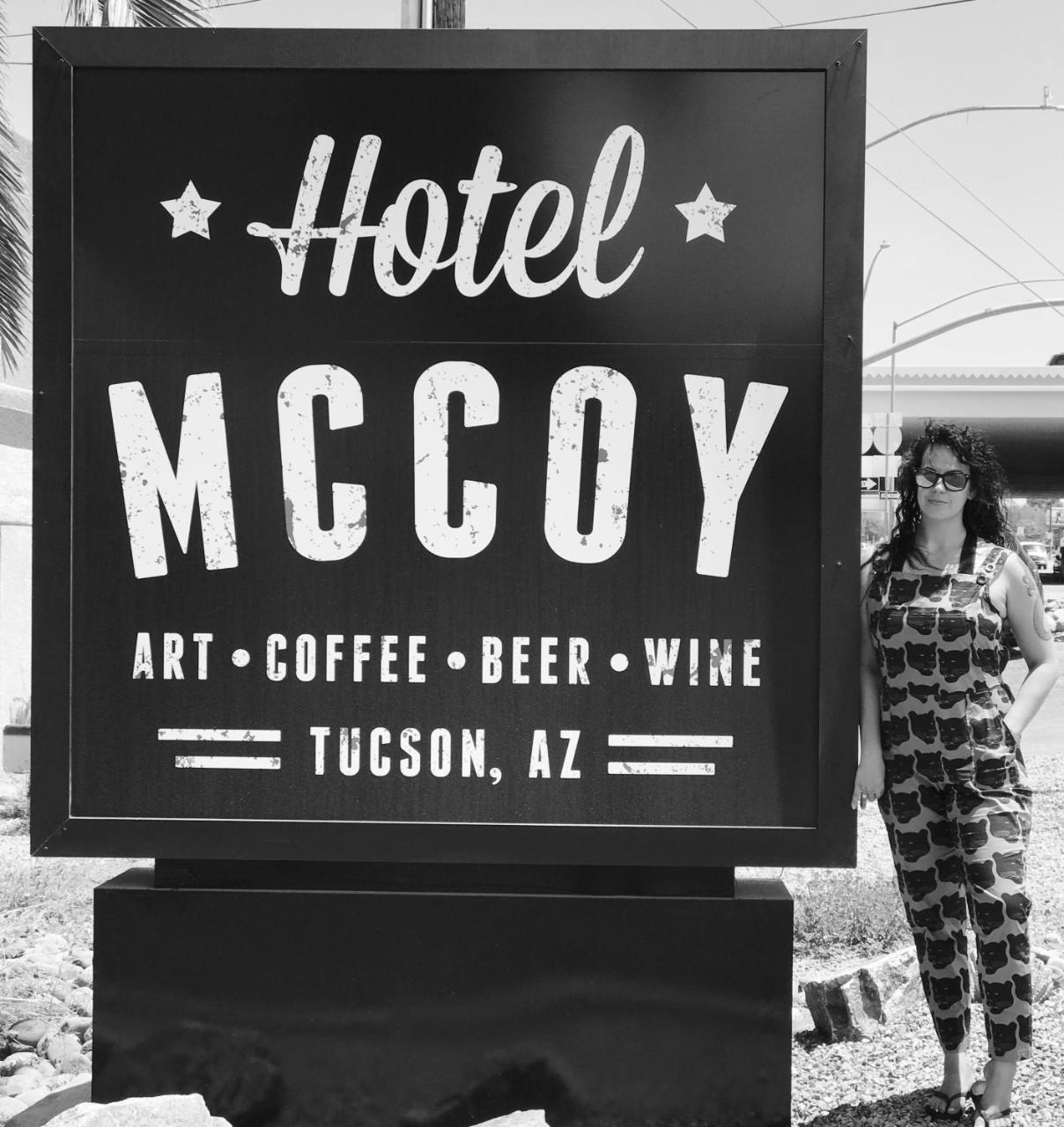 Hotel Mccoy - Art, Coffee, Beer, Wine Tucson Ngoại thất bức ảnh